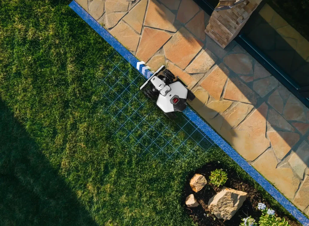 LUBA mini 2 AWD 1000 czyste cięcie wzdłuż granic